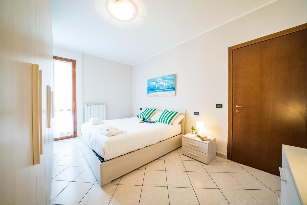 Gardappartamenti Sorgente Pool Sirmione Exterior foto
