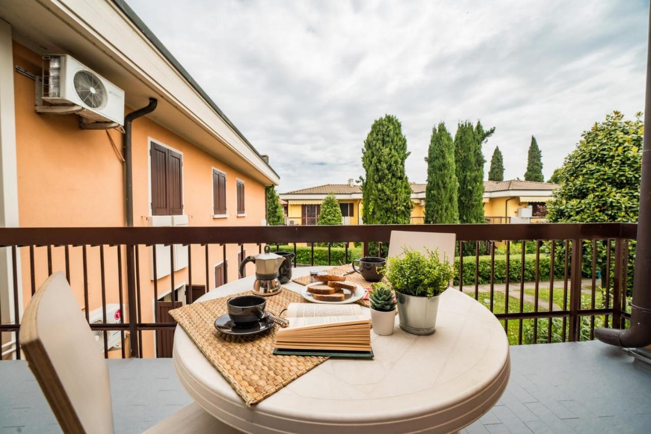 Gardappartamenti Sorgente Pool Sirmione Exterior foto