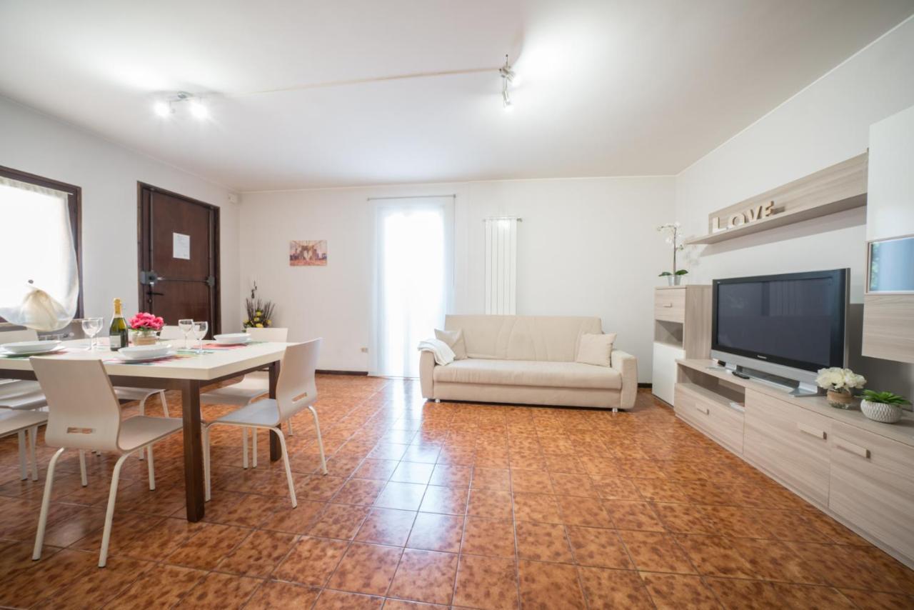 Gardappartamenti Sorgente Pool Sirmione Exterior foto